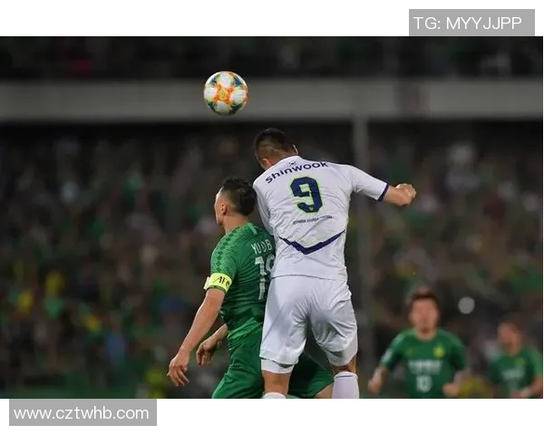 阿德与对手的巅峰对决谁能在赛场上笑到最后